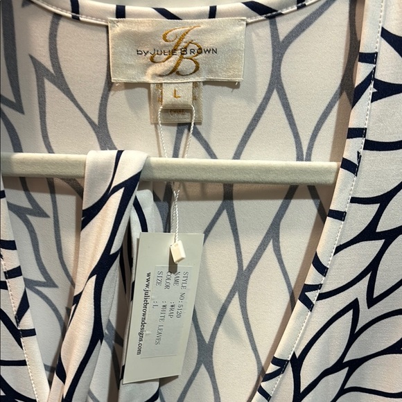 White and Black Patterned Wrap Dress - Picture 2 of 4